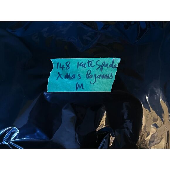 Kate Spade New York Pink Christmas Top and Pants Pajama Set  Women's Size Medium - Picture 16 of 16